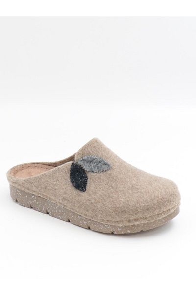 BENTO 117004   Camel Winter Anatomical Closed Front Women's Slippers