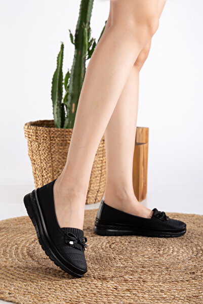 Slipcat Women's Mother's Shoes with Holes and Bows - Casual Babet