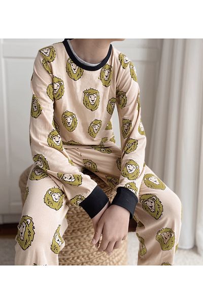 Milk & Muffin Σετ πιτζάμες σε μπεζ δάπεδο LION PATTERN