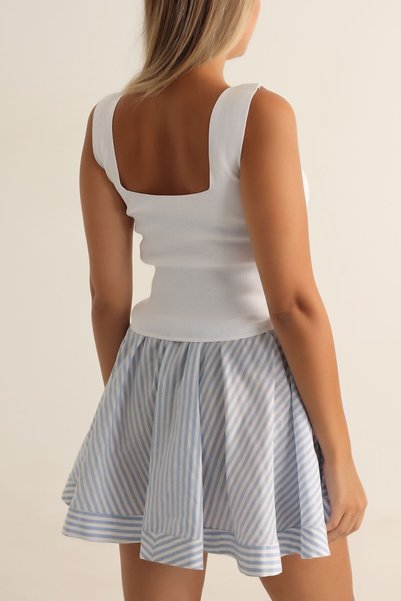Aslında Look Front and Back Square Neckline Ribbed Lycra Short-Sleeved Knitwear Bady Blouse - Product Length Is 47 Cm.