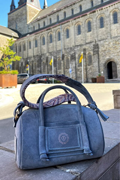 D'ylla Atelier TETHY PETITE Serisi Kadın Süet Omuz Çantası 25x15 Cm - Ayarlanabilir Askılı - Blue