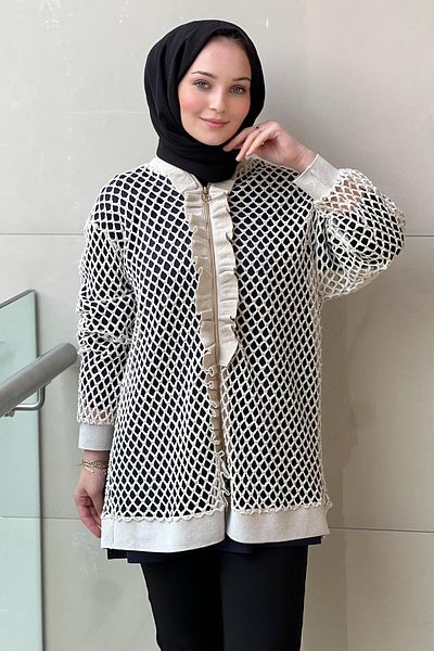 Ghisa Ruffled Front Zippered Mesh Jacket Cap