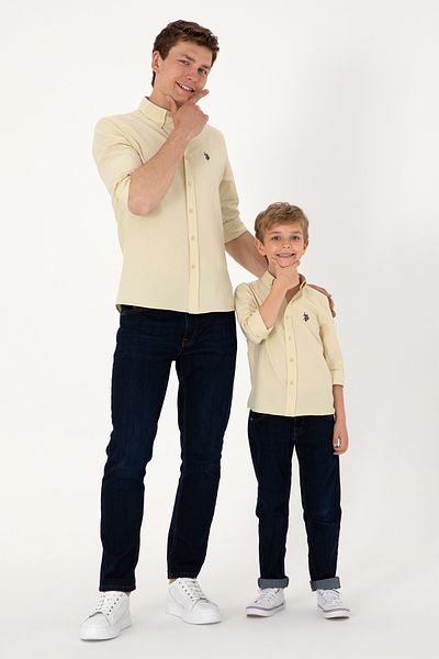 U.S. Polo Assn. قميص أساسي بأكمام طويلة كاكي فاتح للأولاد 50306584 -VR183