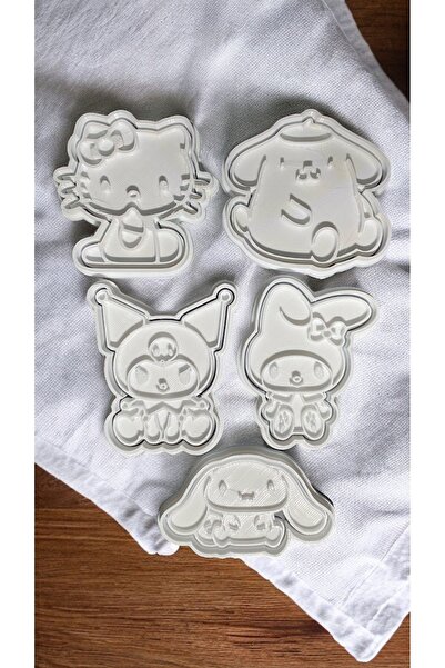 Pars Hello Kitty ve Arkadaşları 5'li Kurabiye Kalıbı seti/Hamur  Kalıbı Seti/Hamur Şekillendirici Seti