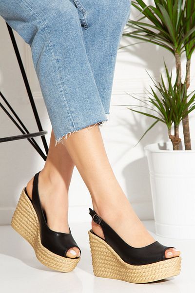 derithy Lewis Wedge Heeled Shoes-black-lzt0535
