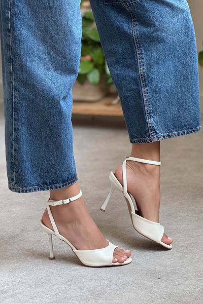 NİŞANTAŞI SHOES Charms Mother of Pearl Matte Ankle Belt Detailed Women's Thin Heeled Shoes