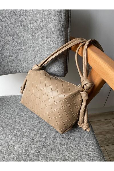 Sude Çapraz Askılı Örgü Model Kadın Çantası