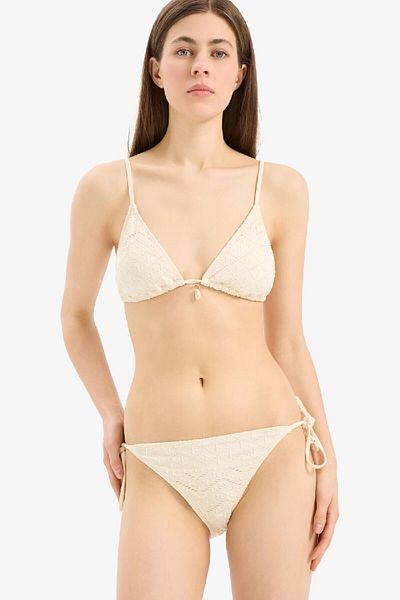 DeFacto Regular Fit Embroidered Embroidered Triangle Bikini Top-Fall in Love B6894Ax25Sm