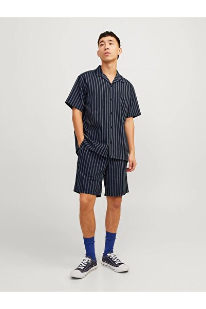 Jack & Jones Jack&Jones Мъжка риза с къс ръкав и райета - минималистична