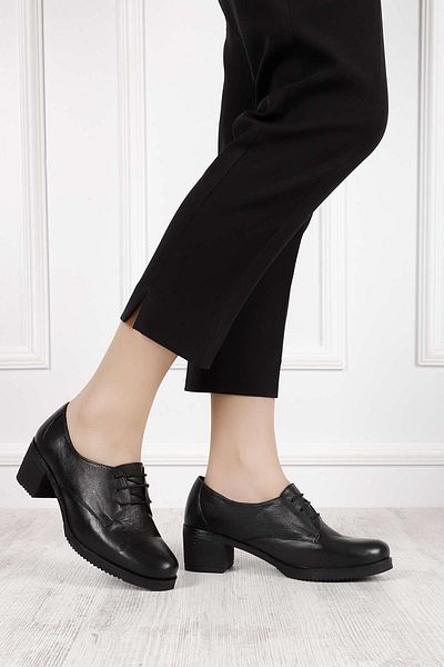 GÖNDERİ(R) Women's Black Lace-Up Medium Thick Heeled Genuine Leather Oxford Shoes