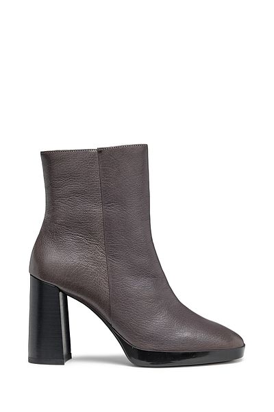 Geox Women's Gray Zippered Thick Heeled Leather Boots - D36Vlc000Tcc1115
