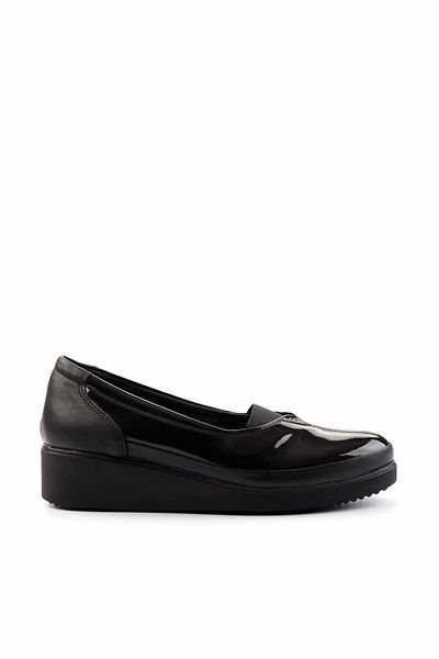 Bambi Black Leather Women's Casual Shoes K01586060108