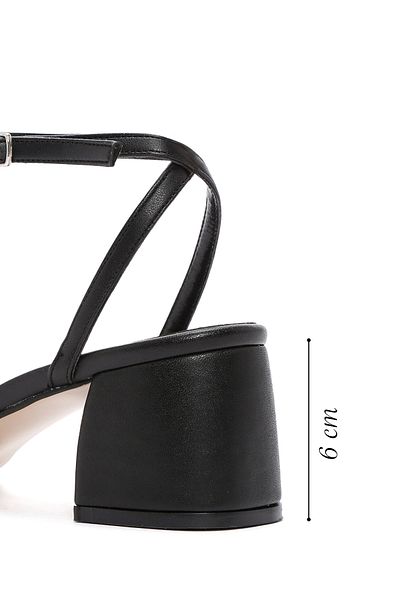Derimod Women's Black Ankle Strap Thick Heeled Shoes Sandals 25Sfe390218