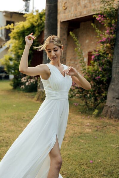 berissima bride Νυφικό Perla Chiffon με ντραπέ με χοντρό λουράκι