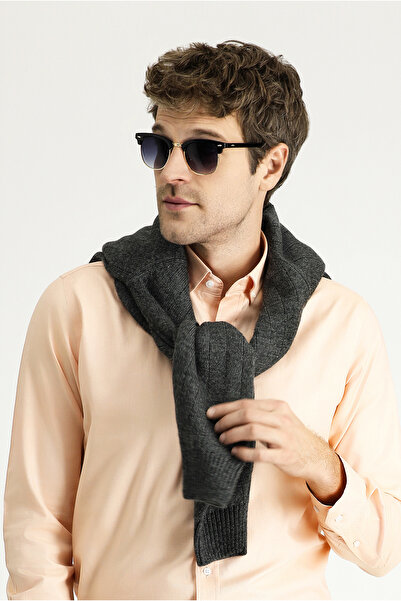 Kiğılı Μακρυμάνικο πουκάμισο με λεπτή εφαρμογή Oxford με βαμβακερό γιακά με κουμπιά