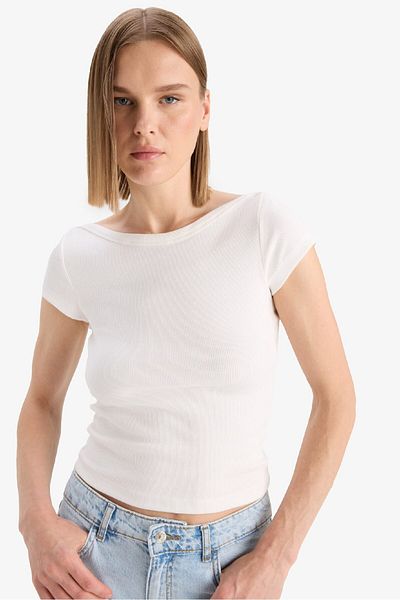 DeFacto Slim Fit Tight Fit Boat Neck Basic Plain Ribbed Camisole Short Sleeve T-Shirt F5015Ax25Sm