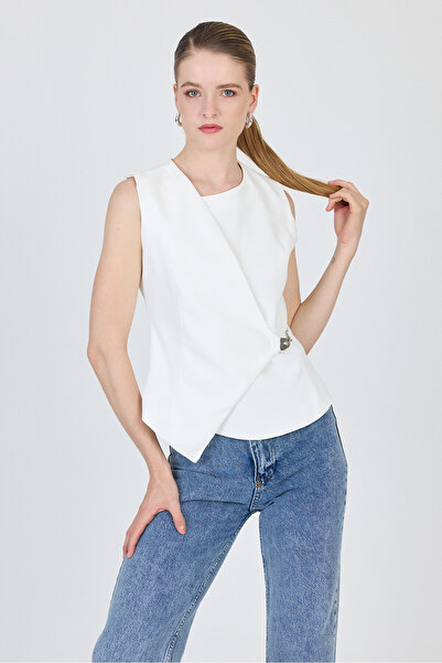 Rays Εκρού Ασύμμετρη Μπλούζα με Λεπτομέρεια Αγκράφας 241448