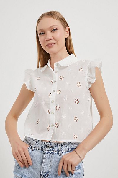 Arma Life Cămașă crop albă, fără mâneci, Brode Summer