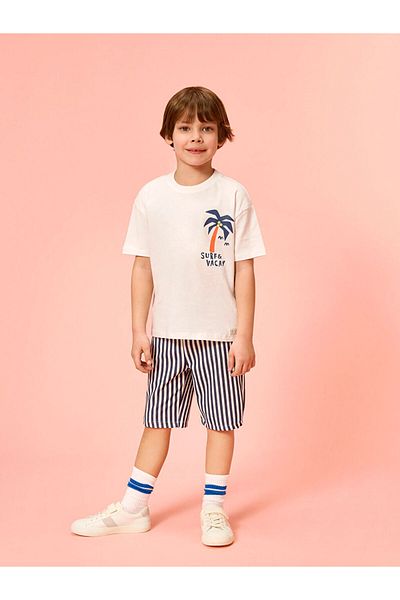 LC Waikiki Lcw Crew Neck Printed Boys T-Shirt and Shorts 2-Piece Set