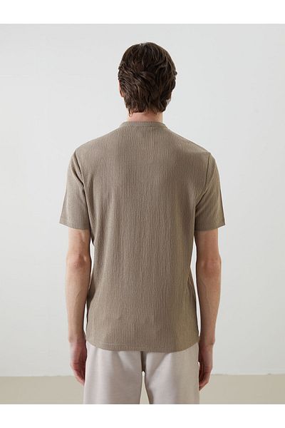 LC Waikiki Νέα σεζόν Judge Collar Patterned Buttoned Ανδρικό Tisort με υφή - S5G417Z8
