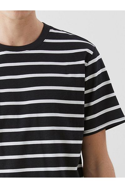 LC Waikiki New Season Crew Neck ριγέ χτενισμένο βαμβακερό ανδρικό Tisort - S52833Z8