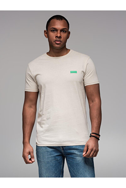 OMBRE Men's cotton t-shirt with green patch on chest - broken white V5 OM-TSCT-0151 XXL