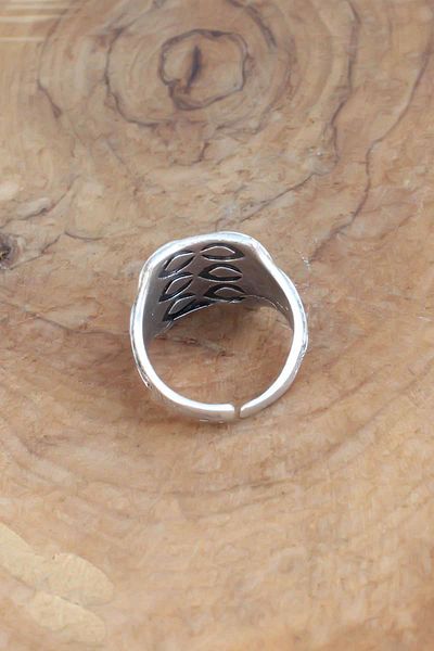 Celira Motif Silver Color Adjustable Men's Ring