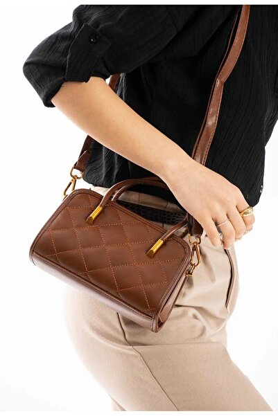grand coco Hand and Shoulder Bag with Taba Stylish Design