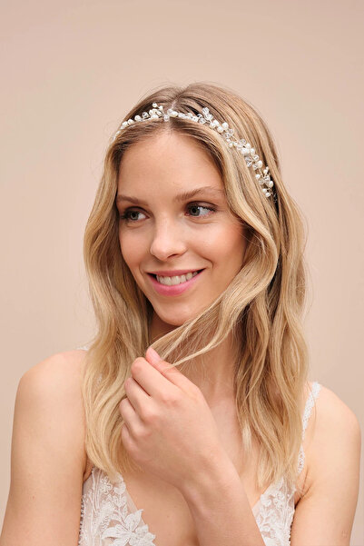 Oleg Cassini Pearl Detailed Bridal Crown H42456