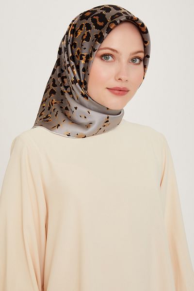 Armine Nostalgia Series Silk Twill Scarf 9249D-31 Leopard Pattern Gray-Gold