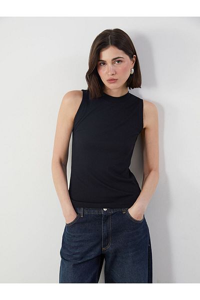 LC Waikiki Stand Collar Women's Athlete