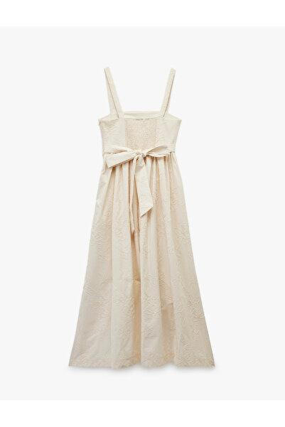 Koton X Меліс Агазат - Бавовняна сукня з квадратним коміром, бантиком ззаду, броделі та квітковим принтом на бретельках