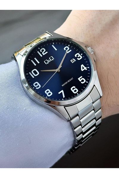 Q&Q Men's Silver Phosphorus Numeral Black Dial Date Analog Watch