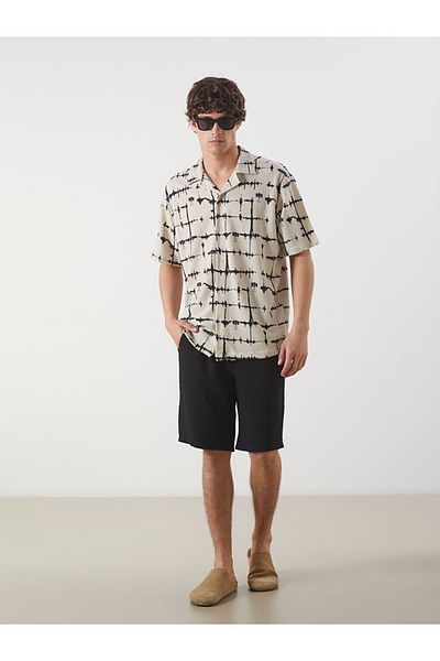 LC Waikiki New Season Slim Fit Ανδρικό Σορτ με λεπτομέρεια περιτύλιξης μέσης - S5IS32Z8