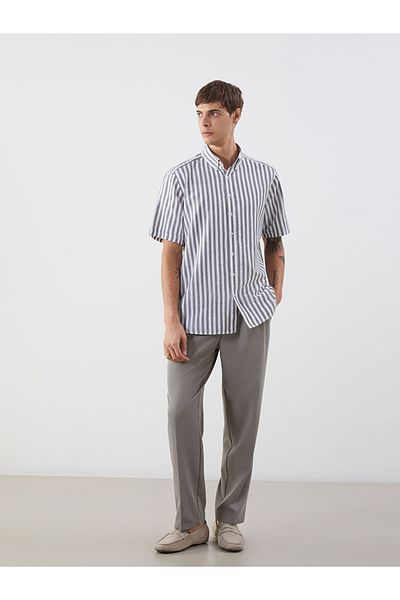 LC Waikiki Ανδρικό πουκάμισο με ριγέ κοντομάνικο New Season Regular Fit - S5NC46Z8