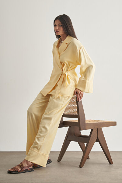 Mizalle Keten Karışımlı Anvelop Bağlı Sarı Kimono Ceket