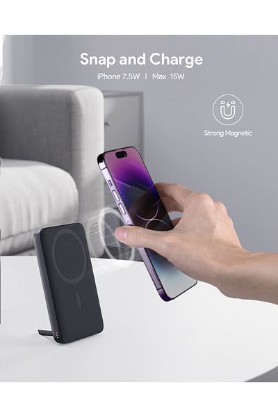 AUKEY 10000mAh MagSafe power bank with 30W PD
