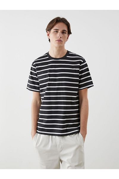 LC Waikiki New Season Crew Neck ριγέ χτενισμένο βαμβακερό ανδρικό Tisort - S52833Z8