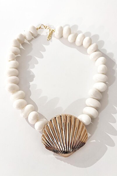 New Obsessions Oyster Point Large Beaded Necklace