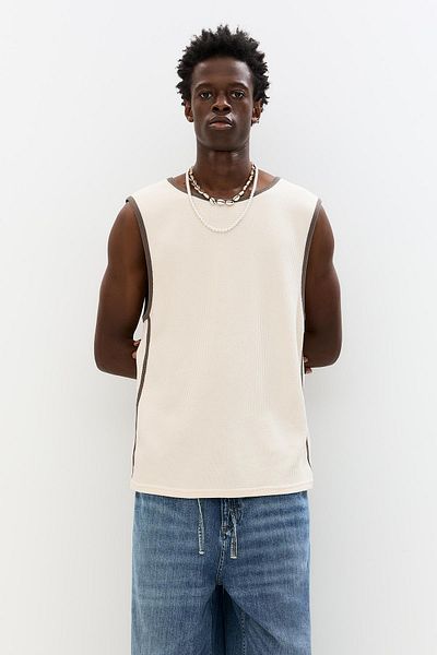 Pull & Bear Sleeveless waffle-knit T-shirt