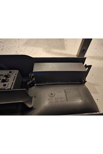 Fatih Audi A4 B5 Center Console Bulkhead