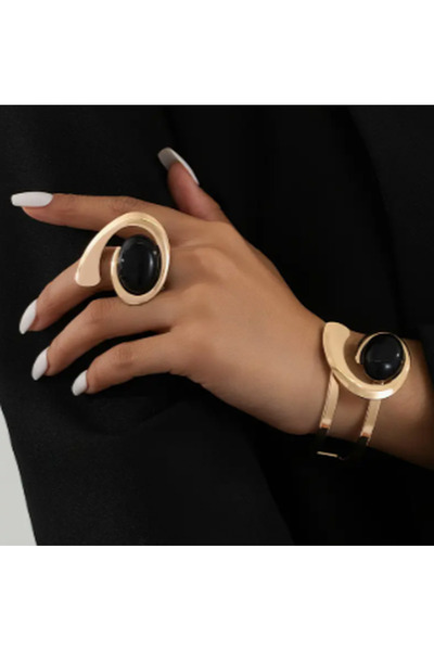 SE Jewellery Collection Selin Ersoy Siyah Taş Detaylı Altın Renk Modern Bileklik ve Yüzük Takımı