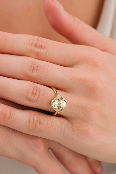 FERMAS KUYUMCULUK 14 Ayar Kalemli Yonca Tasarım Altın Yüzük