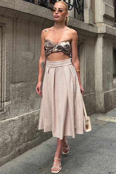 VAGGON Fusta Midi Bej pentru femei cu talie elastică și închidere cu fermoar V00049-a