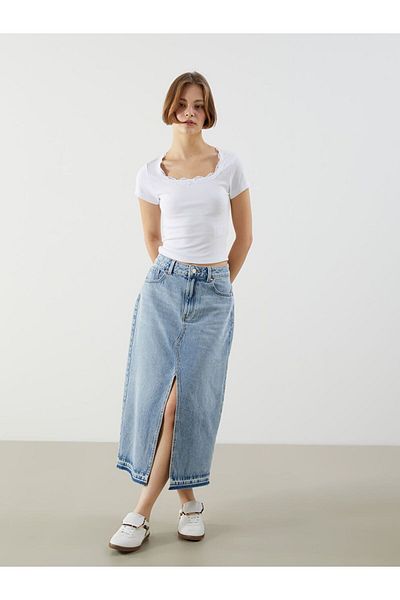 LC Waikiki Xside U Neck Lace Detailed Crop