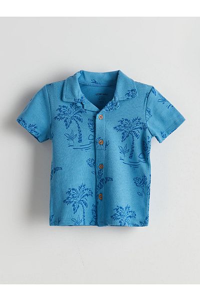 LC Waikiki قميص وشورت مطبوع للأولاد الصغار مكون من قطعتين