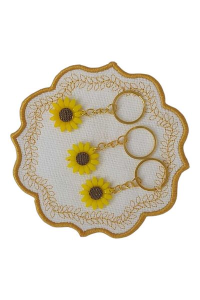BOHEM Daisy Figured Epoxy Letter Keychain Gift Keychain