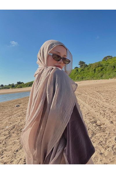 OX-RA Aura Latte Comfort Shawl