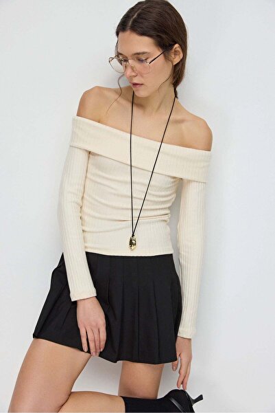 No Matter What Schulterfreie, langärmelige Damenbluse mit tailliertem Schnitt