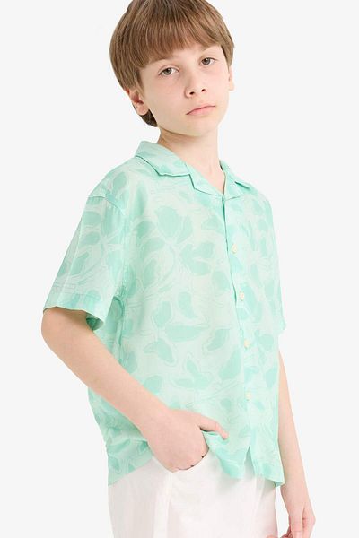 DeFacto Boy's Oversize Wide Fit Polo Neck Patterned Viscose Short Sleeve Shirt F5672A825Hs
